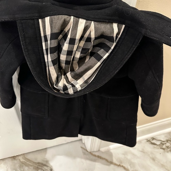 Burberry children’s jacket 5t (in my opinion runs small) - Picture 9 of 12